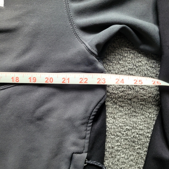 The north face TKA stretch jacket men's size XL lightweight zip up, small flaws - Picture 9 of 16